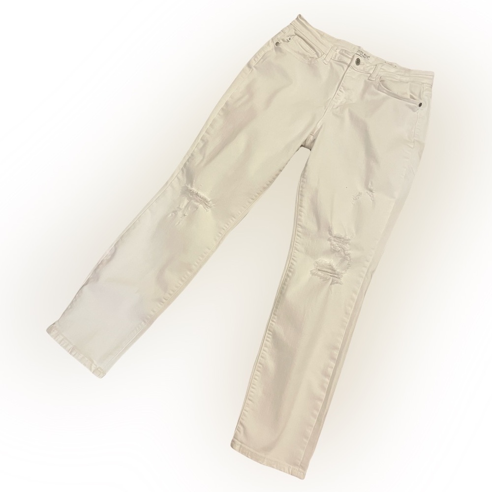 Women's Distressed white Jeans